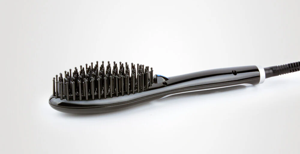 CEPILLO PLANCHA STRIKING IONIC PRO NEGRO